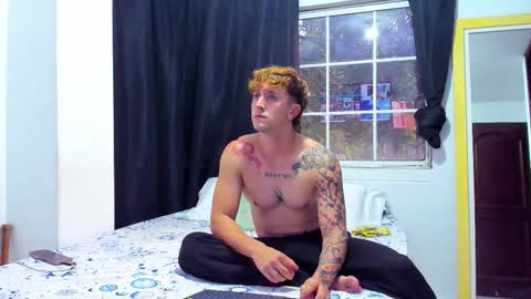 Snapshot of twunk_mescal chatting on November 2025 10:32:01 PM Matias online show from November 2025 10:32:01 PM