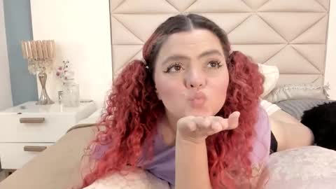 Twiggy online show from February 2026 09:53:02 PM