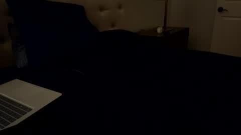 txguybi online show from July 2026 07:10:01 AM