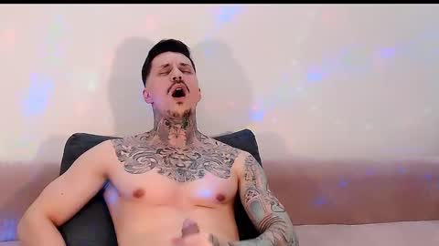 tyagodoll online show from December 2024 10:20:01 PM