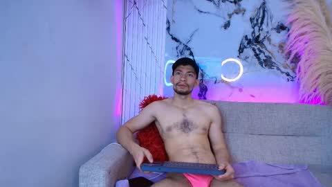 Tyago online show from December 2025 03:57:01 AM