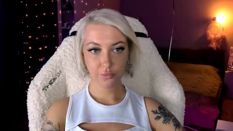 Miley online show from December 2024 02:28:01 PM