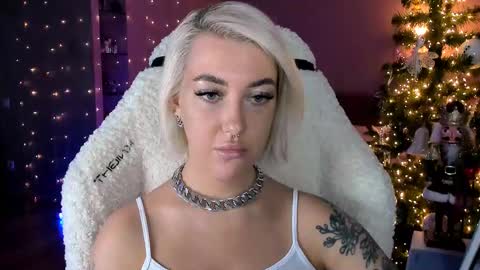 Miley online show from December 2024 11:29:01 AM