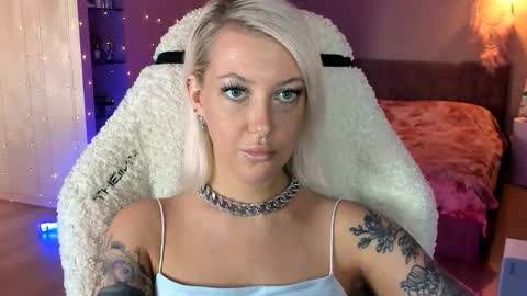 Miley online show from October 2025 10:47:01 AM