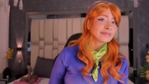  TYLA  online show from October 2025 04:24:02 AM