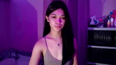 Snapshot of tyladine chatting on October 2025 08:23:02 AM tyladine online show from October 2025 08:23:02 AM