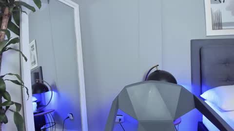 Tyler Fox online show from October 2025 09:05:02 PM