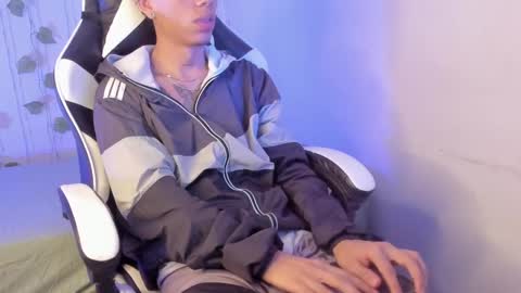 Snapshot of tyler_garcia_ chatting on February 2025 07:02:02 AM Tyler Garcia online show from February 2025 07:02:02 AM