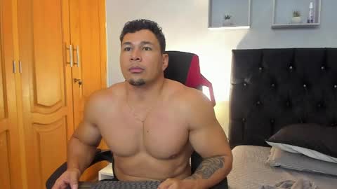 Snapshot of tyler_hank1 chatting on May 2026 07:22:02 PM tyler_hank1 online show from May 2026 07:22:02 PM