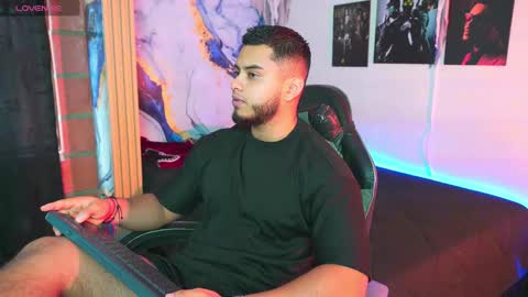 Tyler online show from November 2025 08:22:02 PM