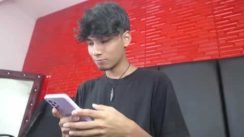 tyler_wolf_1 online show from October 2025 12:27:01 PM