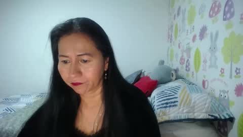 Snapshot of tyna_b chatting on June 2026 11:00:02 AM Tyna online show from June 2026 11:00:02 AM