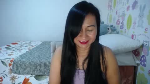 Snapshot of tyna_b chatting on July 2026 03:58:02 PM Tyna online show from July 2026 03:58:02 PM