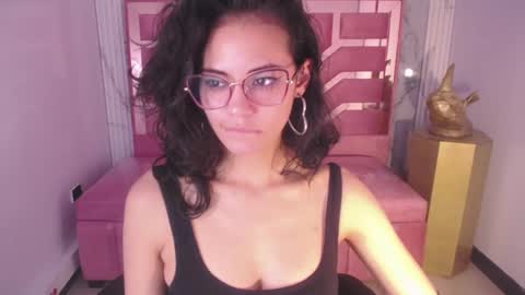 Snapshot of tyna_ch chatting on January 2025 07:23:02 PM TYNA online show from January 2025 07:23:02 PM