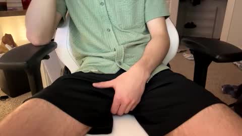 Love Lain online show from February 2026 11:56:02 PM