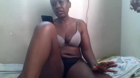 Snapshot of ugandan_quin chatting on January 2025 02:11:01 PM ugandan_quin online show from January 2025 02:11:01 PM