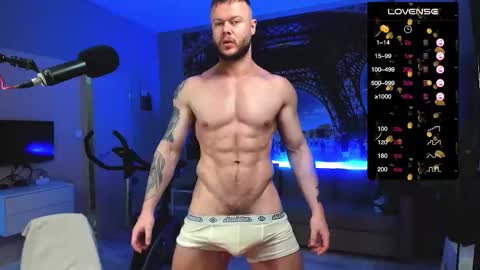 Snapshot of ukgymboy chatting on February 2026 01:18:01 PM James Iron online show from February 2026 01:18:01 PM