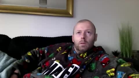 ukmatty3 online show from February 2026 12:30:01 PM