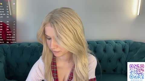 Snapshot of ulalittlepage chatting on May 2026 03:18:01 PM Vikki online show from May 2026 03:18:01 PM