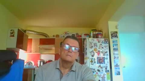 Snapshot of ulmeni4 chatting on May 2026 05:57:01 AM ulmeni4 online show from May 2026 05:57:01 AM