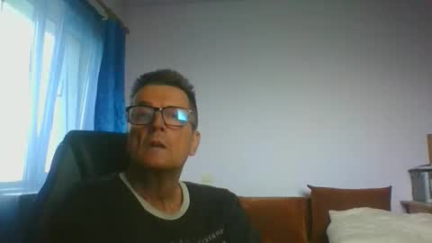 ulmeni4 online show from June 2026 02:45:01 PM