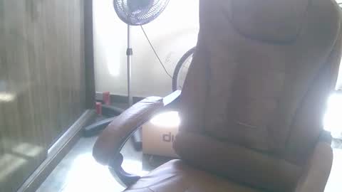 ulmo_br online show from February 2026 05:38:01 PM