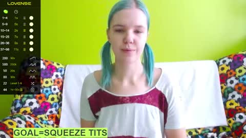 Snapshot of ultra_meow chatting on January 2025 10:41:02 AM Roxy online show from January 2025 10:41:02 AM