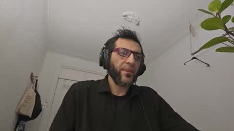 ultratoaster online show from December 2025 11:56:01 PM