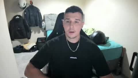 Snapshot of ulxer chatting on July 2026 07:38:01 PM hi im mike tyson - online show from July 2026 07:38:01 PM
