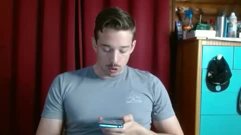 Andrew online show from December 2025 10:14:01 PM