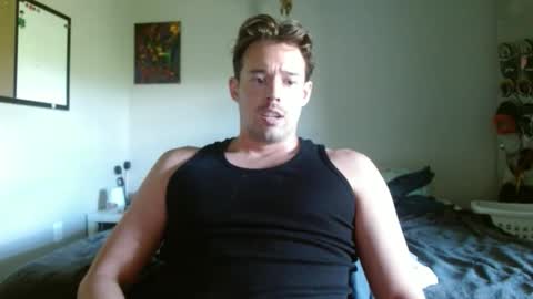 Snapshot of umphreak42 chatting on May 2026 08:03:02 PM Andrew online show from May 2026 08:03:02 PM