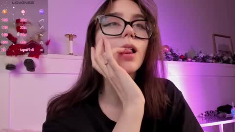 Snapshot of una_medisson chatting on December 2024 03:19:02 PM Una online show from December 2024 03:19:02 PM