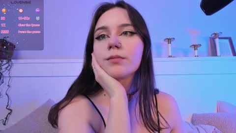 Snapshot of una_medisson chatting on February 2025 12:44:01 PM Una online show from February 2025 12:44:01 PM