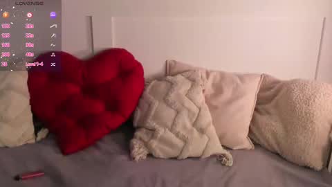 Snapshot of una_medisson chatting on February 2025 11:23:02 AM Una online show from February 2025 11:23:02 AM