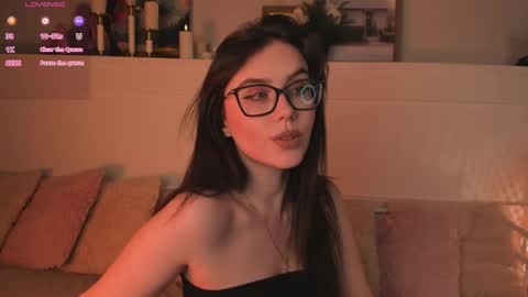 Una  online show from April 2026 10:24:02 AM