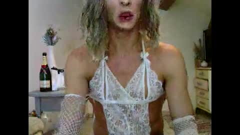 Snapshot of unadiosa chatting on September 2025 06:52:02 PM unadiosa online show from September 2025 06:52:02 PM