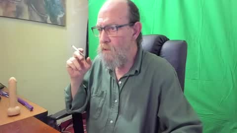 Snapshot of uncle_hottiecb chatting on April 2026 07:58:02 PM Uncle Hottie online show from April 2026 07:58:02 PM