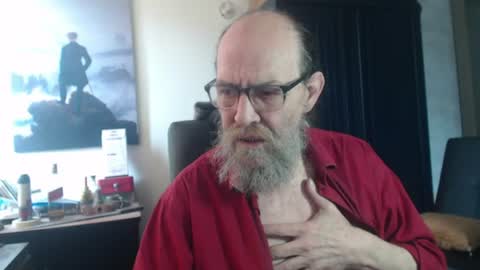 Snapshot of uncle_hottiecb chatting on July 2026 04:00:02 PM Uncle Hottie online show from July 2026 04:00:02 PM
