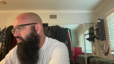 uncutbeard129840 online show from April 2026 02:26:01 PM