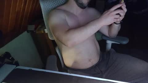 Snapshot of under_the_desk40 chatting on April 2026 09:23:02 PM Under the desk online show from April 2026 09:23:02 PM