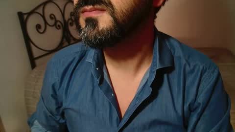 Giov online show from October 2025 05:06:02 PM