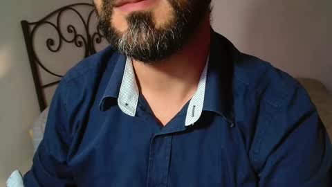 Giov online show from October 2025 04:08:02 PM