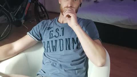 Snapshot of undercontrol069 chatting on September 2025 02:22:02 AM Slave4play online show from September 2025 02:22:02 AM