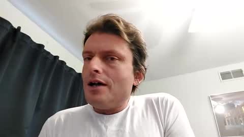 Snapshot of undress_me_ chatting on April 2026 02:33:01 PM undress me online show from April 2026 02:33:01 PM