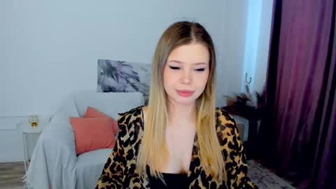 Alice online show from March 2026 03:43:02 AM