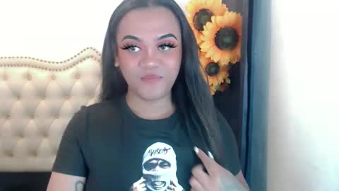 Snapshot of unforgettable_sin chatting on October 2025 08:18:02 PM Bella Shamara Odett online show from October 2025 08:18:02 PM
