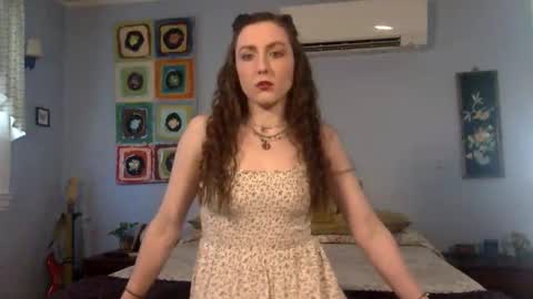 Snapshot of unicornfairy55 chatting on February 2026 05:20:01 PM Lola Moonstone online show from February 2026 05:20:01 PM