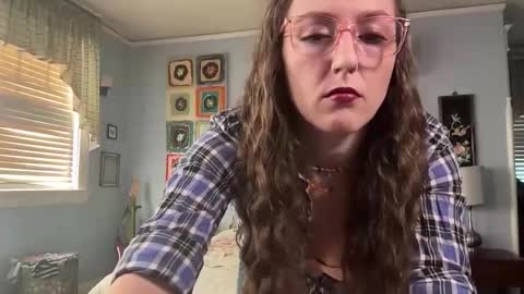 Snapshot of unicornfairy55 chatting on June 2026 02:10:01 PM Lola Moonstone online show from June 2026 02:10:01 PM