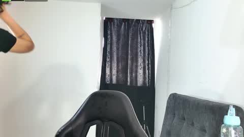 Snapshot of unicornio_sexxx chatting on April 2026 03:20:02 PM Unicornio online show from April 2026 03:20:02 PM