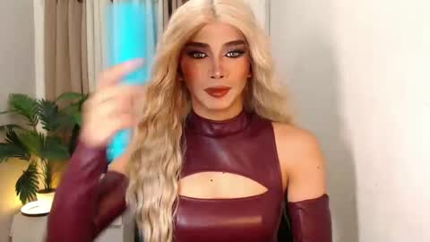 Miss Andrea online show from January 2026 06:24:01 PM